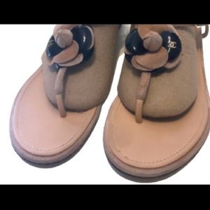💋Chanel Women's Beige/Tan Sandals Size 38C